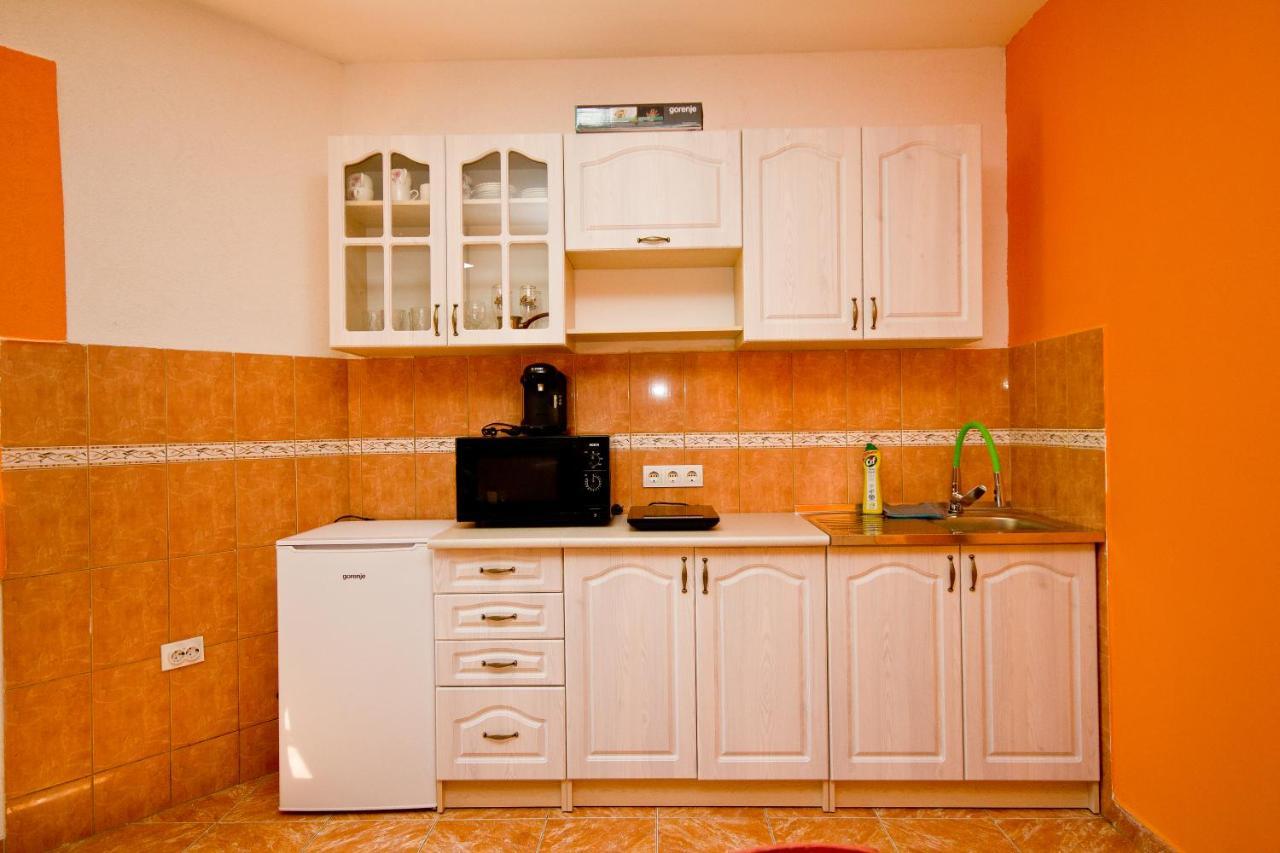 Apartmani Vukcevic Bar Buitenkant foto