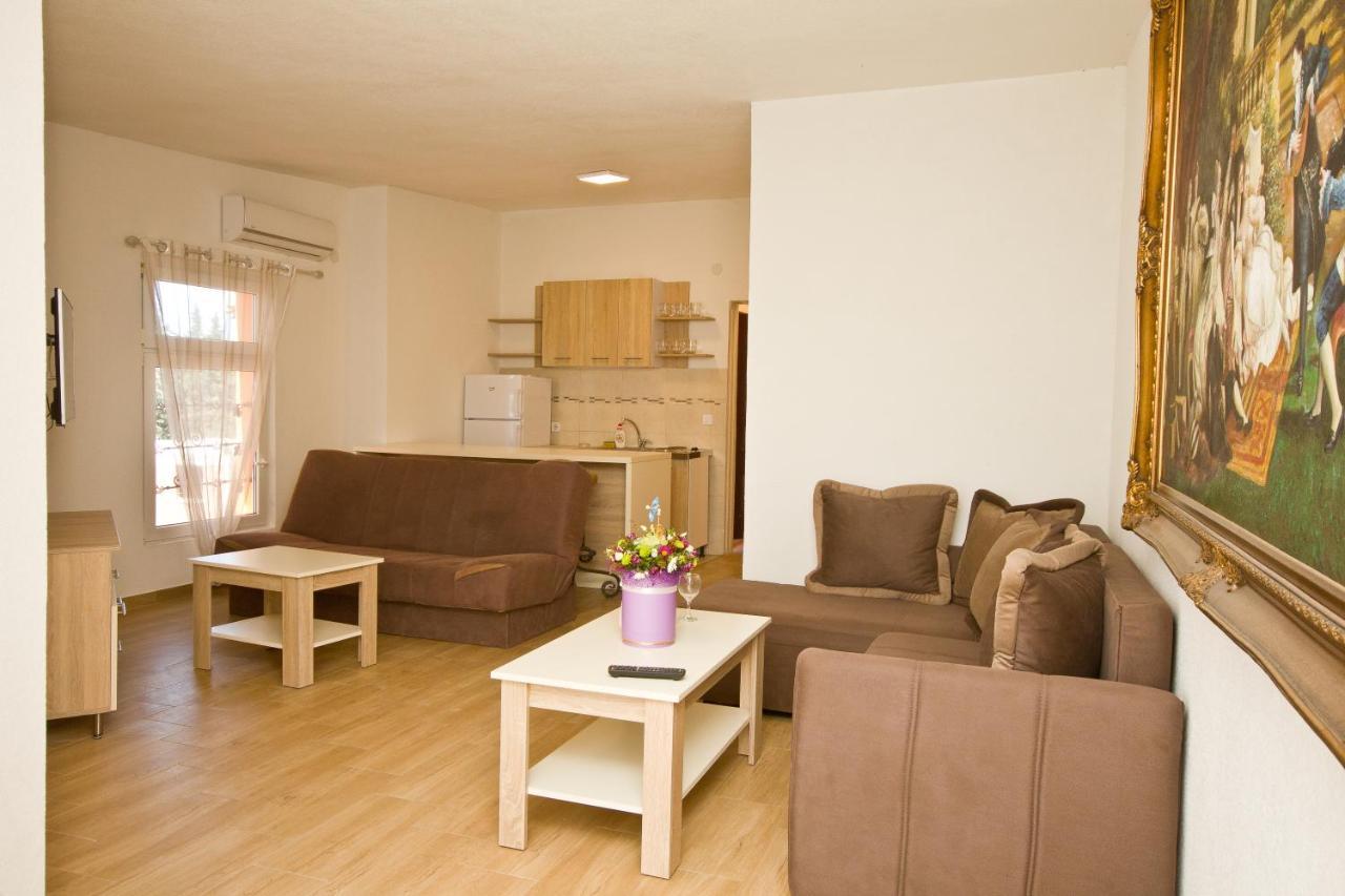 Apartmani Vukcevic Bar Buitenkant foto