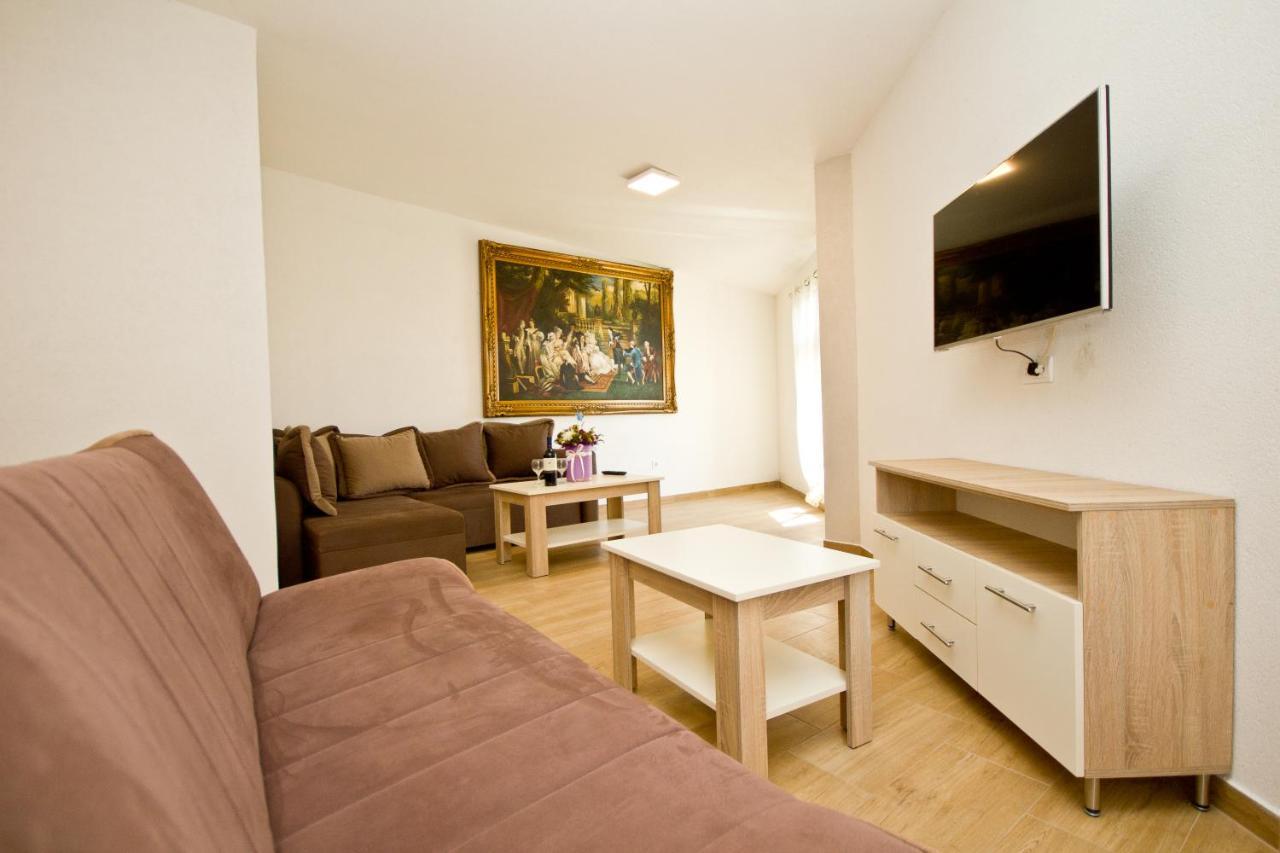 Apartmani Vukcevic Bar Buitenkant foto