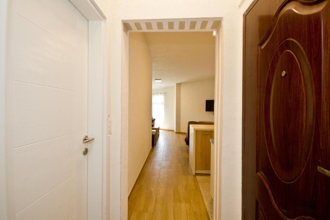 Apartmani Vukcevic Bar Buitenkant foto
