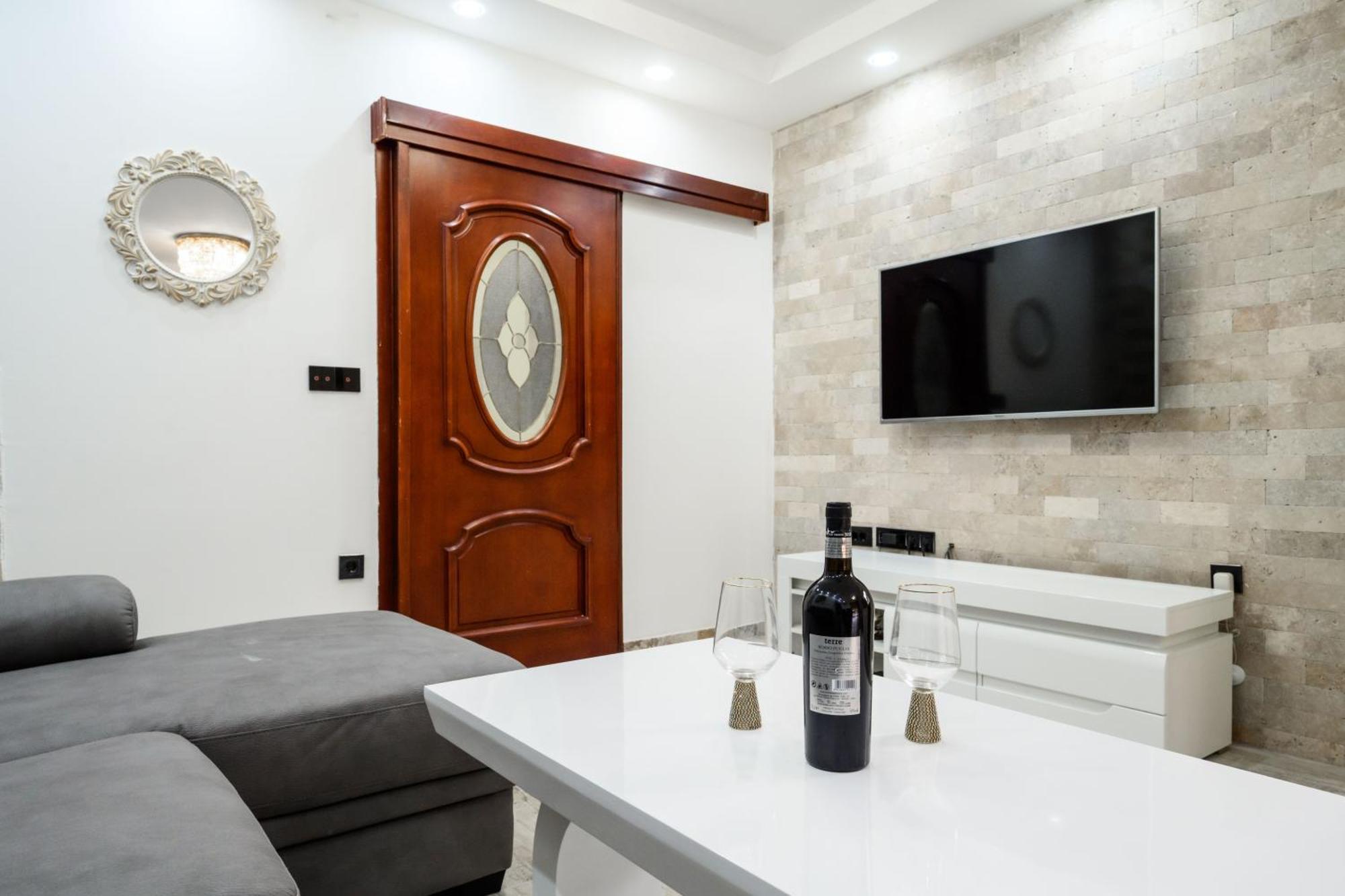 Apartmani Vukcevic Bar Buitenkant foto
